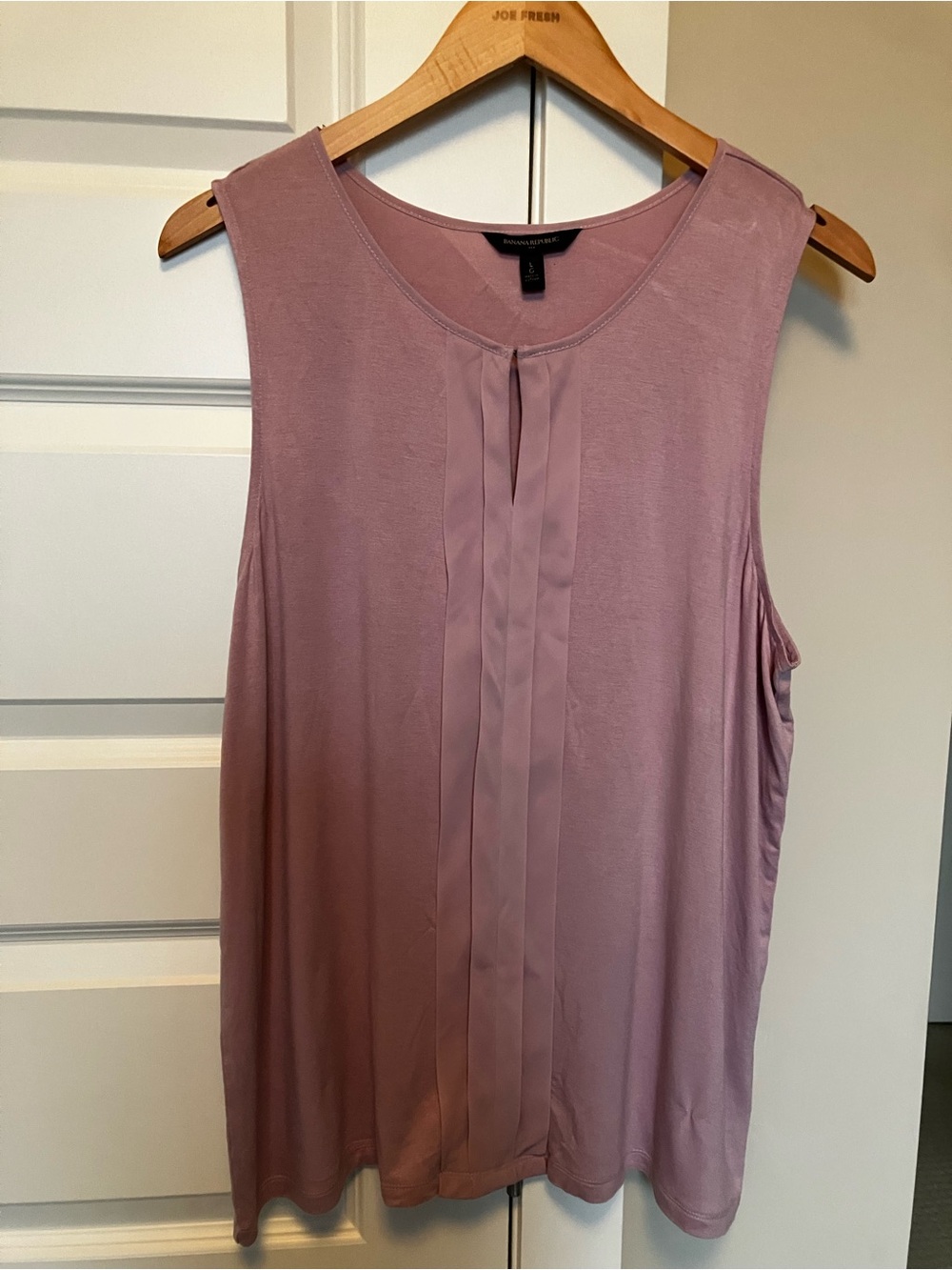 Banana Republic Mauve Pleat-Front Sleeveless Tank Size Large